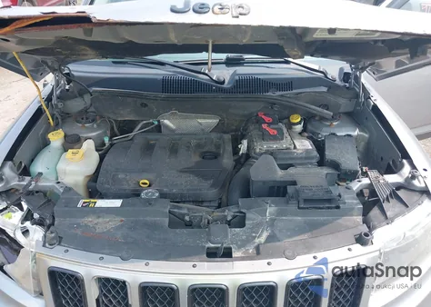 2015 Jeep Compass Altitude Edition from USA, damaged, VIN 1C4NJDBB1FD216370